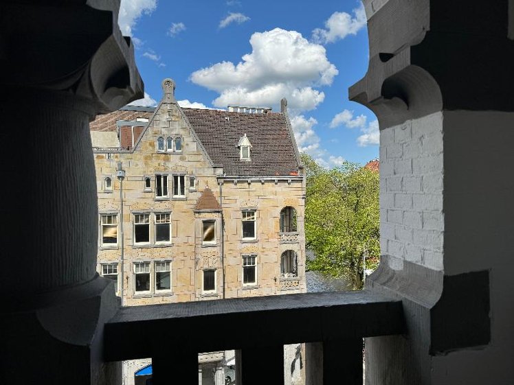 SINGLE WITH BALCONY Room