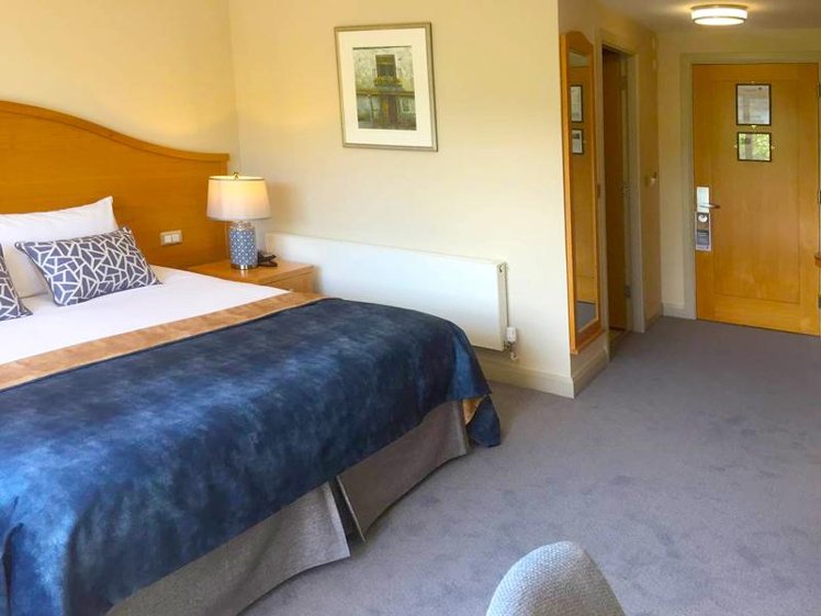 DOUBLE STANDARD Room