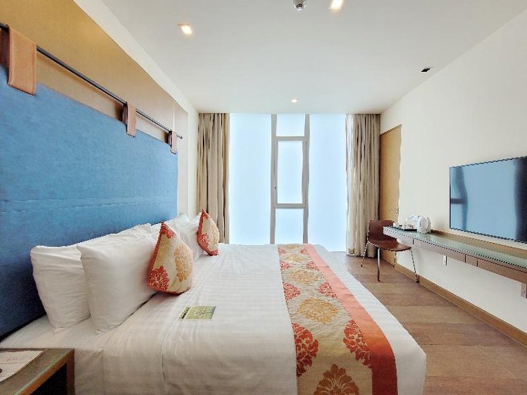 DOUBLE PREMIER Room
