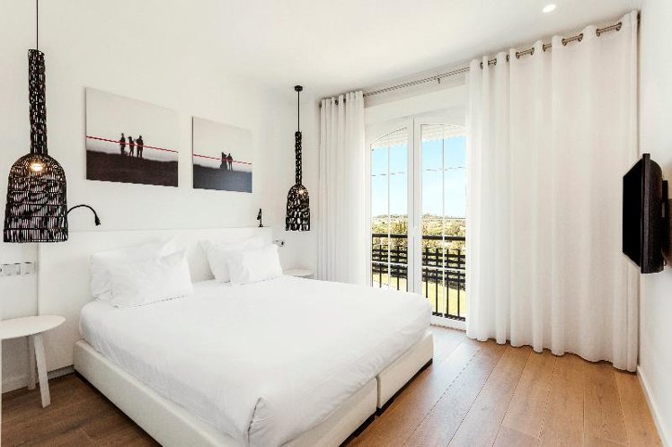 Double or Twin DELUXE Room