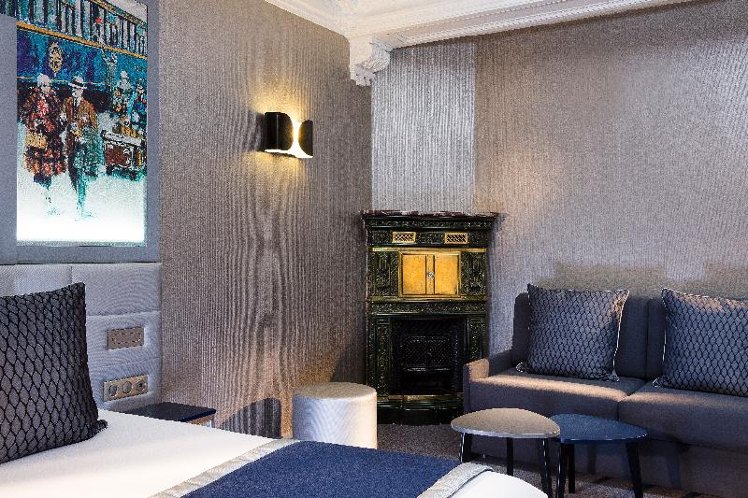 QUADRUPLE THREE BEDS Room