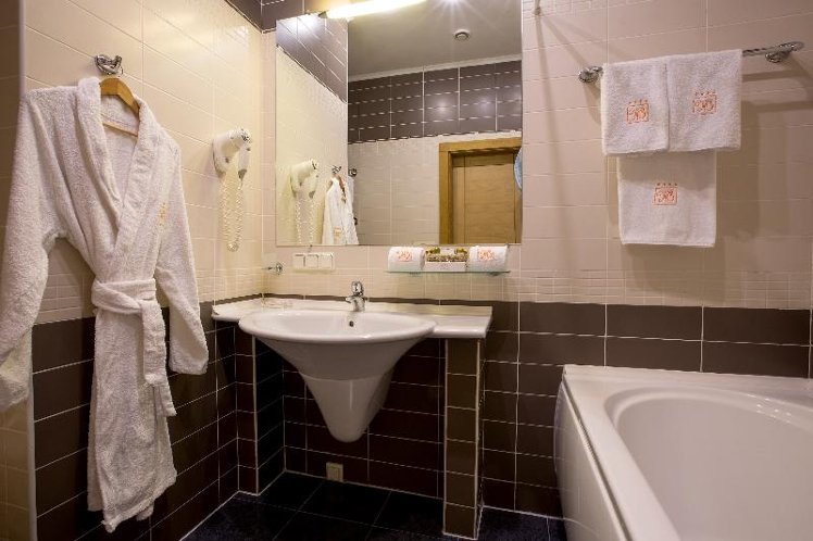 JUNIOR SUITE STANDARD Room