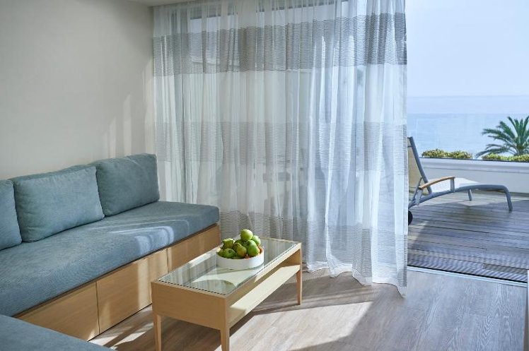 FAMILY ROOM SEA VIEW Room