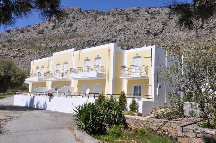 Marianthi Studios & Apartments
