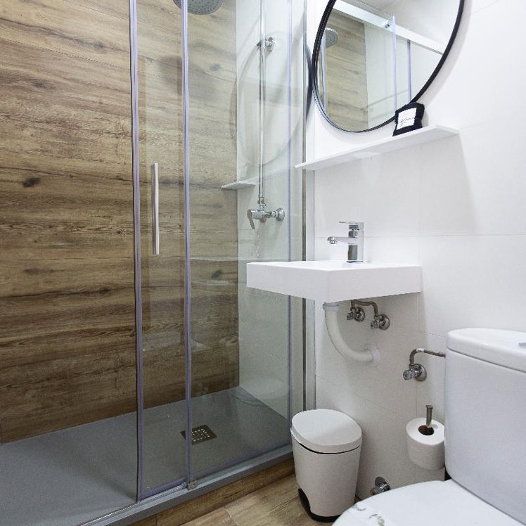 SINGLE STANDARD Room
