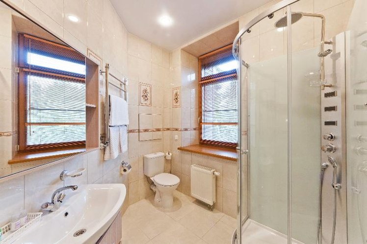 JUNIOR SUITE STANDARD Room