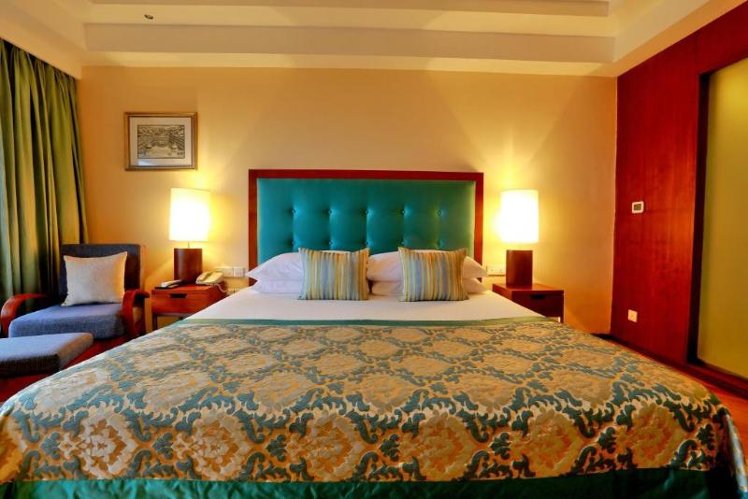 TWIN DELUXE Room