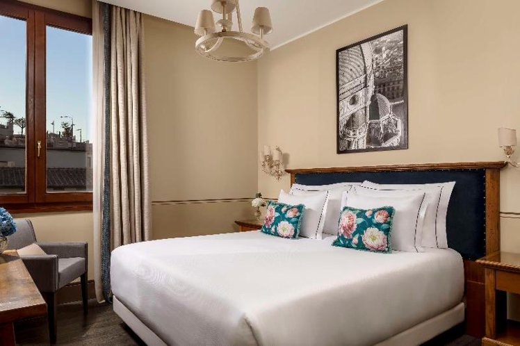 DOUBLE SUPERIOR Room