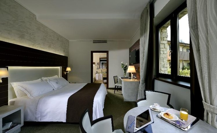 DOUBLE SINGLE USE SUPERIOR Room