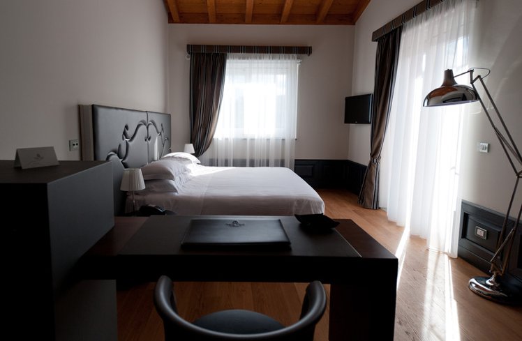 DOUBLE DELUXE Room