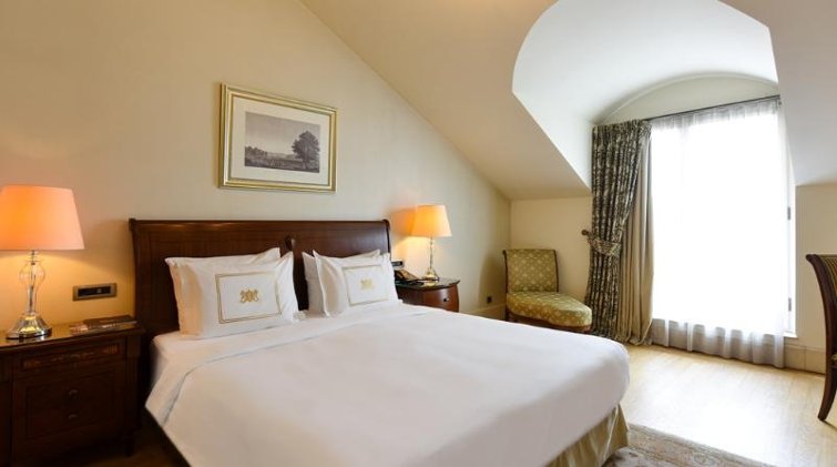 DOUBLE DELUXE SEA VIEW Room
