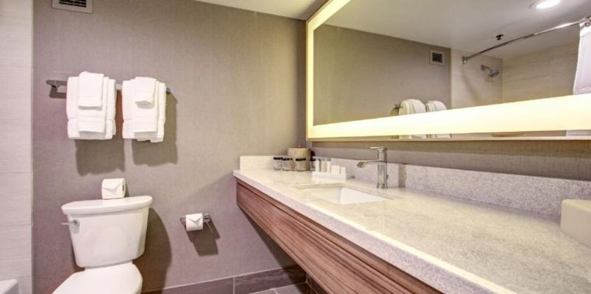 DOUBLE TWO QUEEN BEDS Room