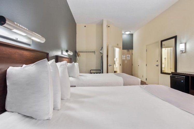QUADRUPLE TWO DOUBLE BEDS Room
