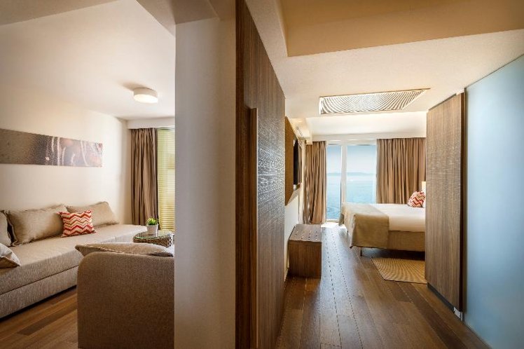 JUNIOR SUITE SEA VIEW WITH BALCONY Room