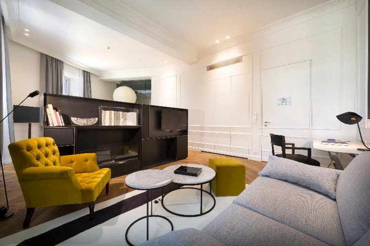 SUITE LUXURY Room