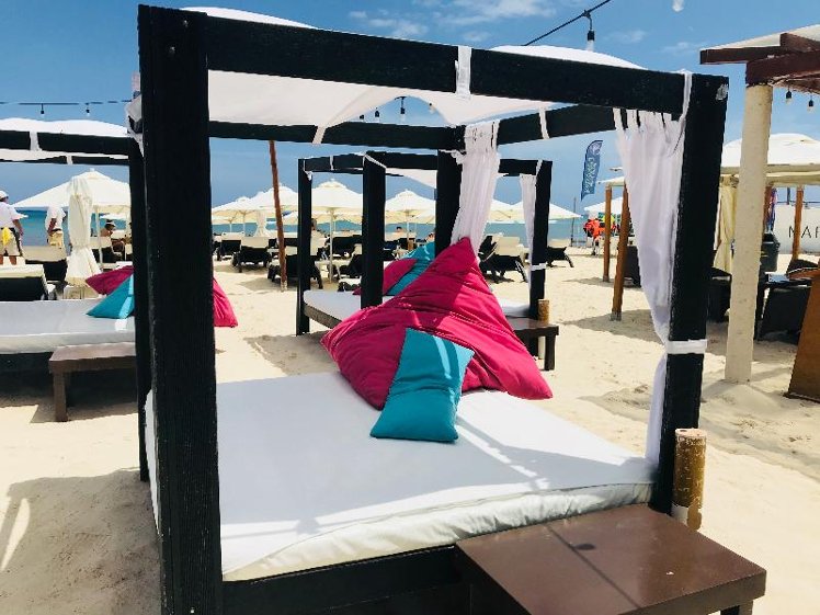 Aquamarina Suites