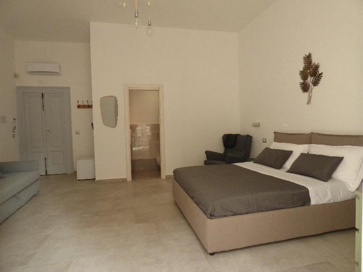 JUNIOR SUITE STANDARD Room
