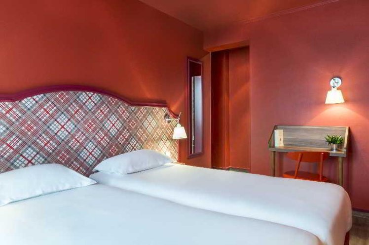 DOUBLE SUPERIOR Room