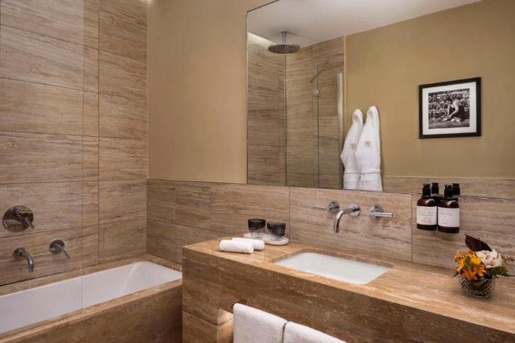 DOUBLE SINGLE USE DELUXE Room