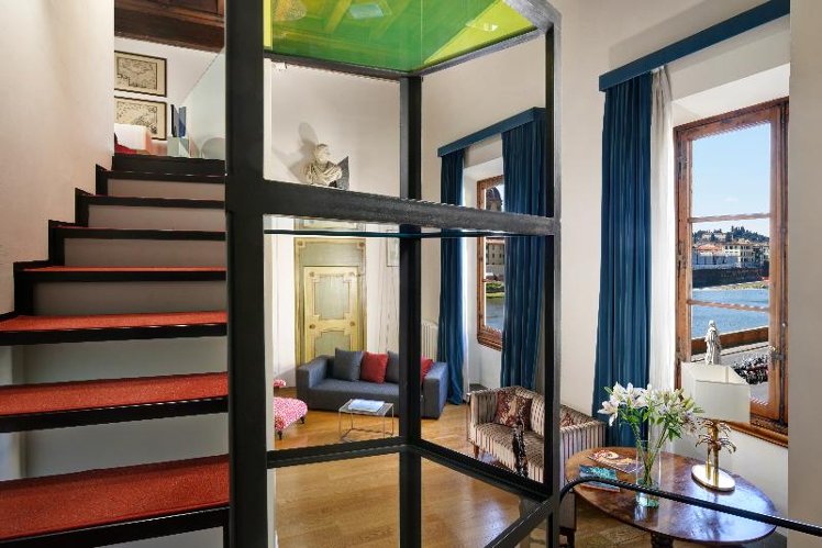 SUITE DELUXE RIVER VIEW Room