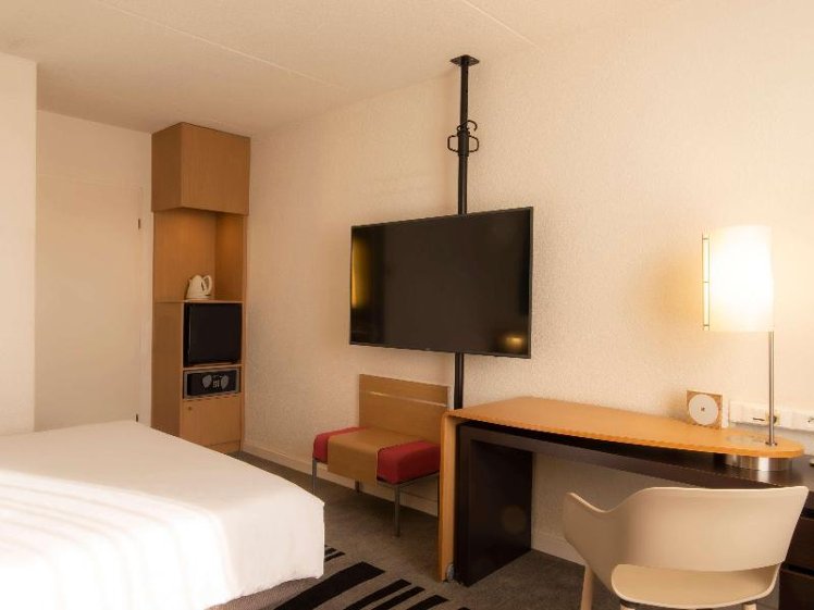 DOUBLE CLASSIC DOUBLE BED Room