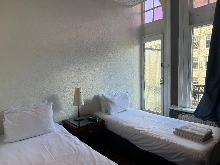 TWIN WITH BALCONY Room