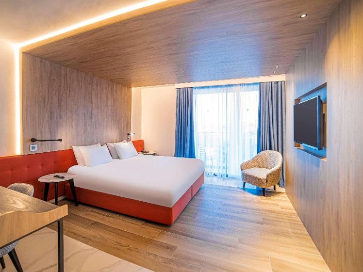 DOUBLE STANDARD Room