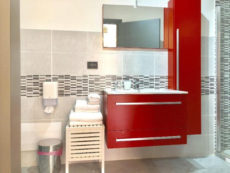 Guest House 296