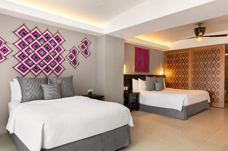 JUNIOR SUITE PARTIAL OCEAN VIEW TWO DOUBLE BEDS Room