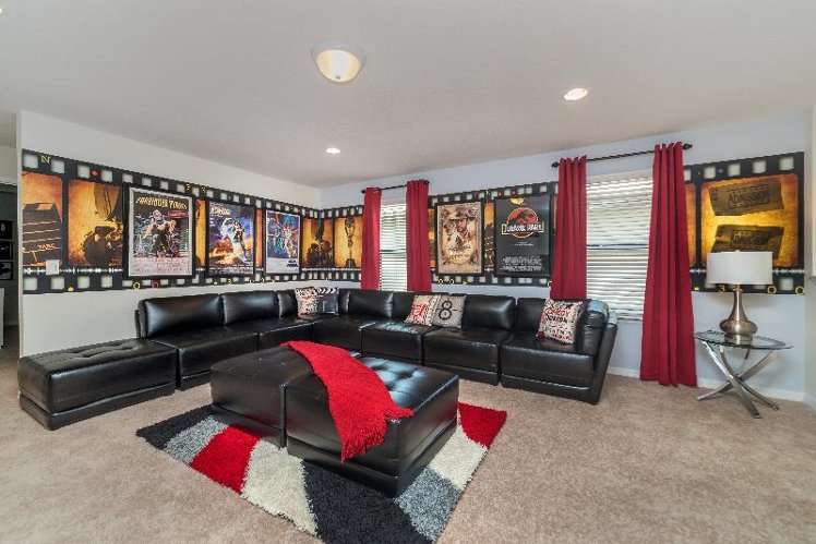 HOME SIX BEDROOMS WITH PRIVATE POOL Room