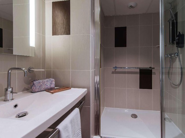 SUITE CONNECTING ROOM Room