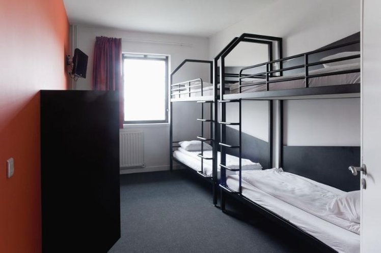 QUADRUPLE STANDARD Room