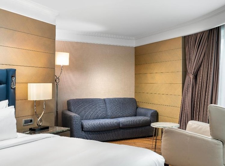 SUITE CITY VIEW Room