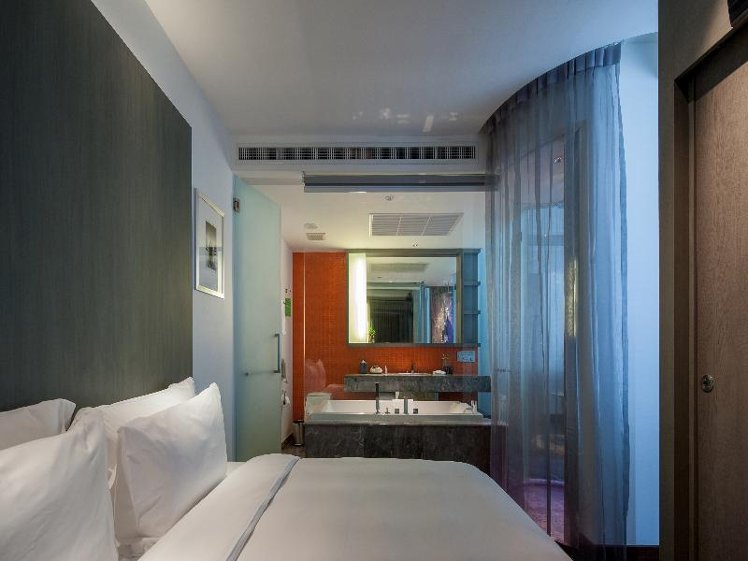 Lit Bangkok Hotel