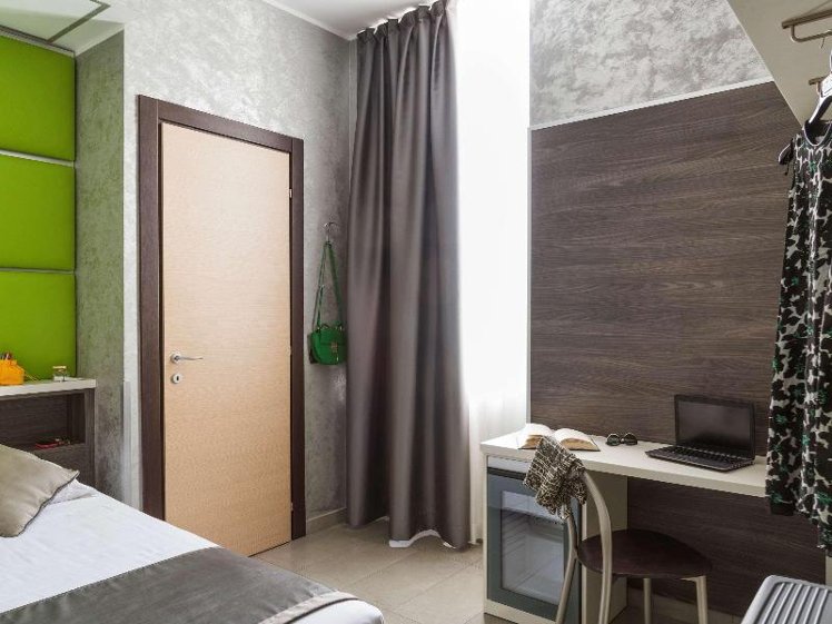 SINGLE STANDARD Room