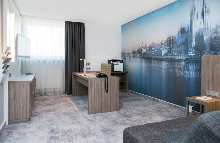 SUITE BUSINESS Room