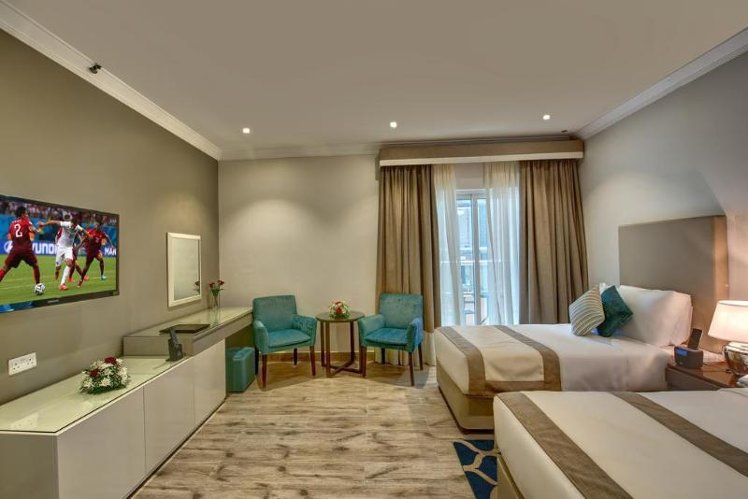 Double or Twin DELUXE WITH BALCONY Room