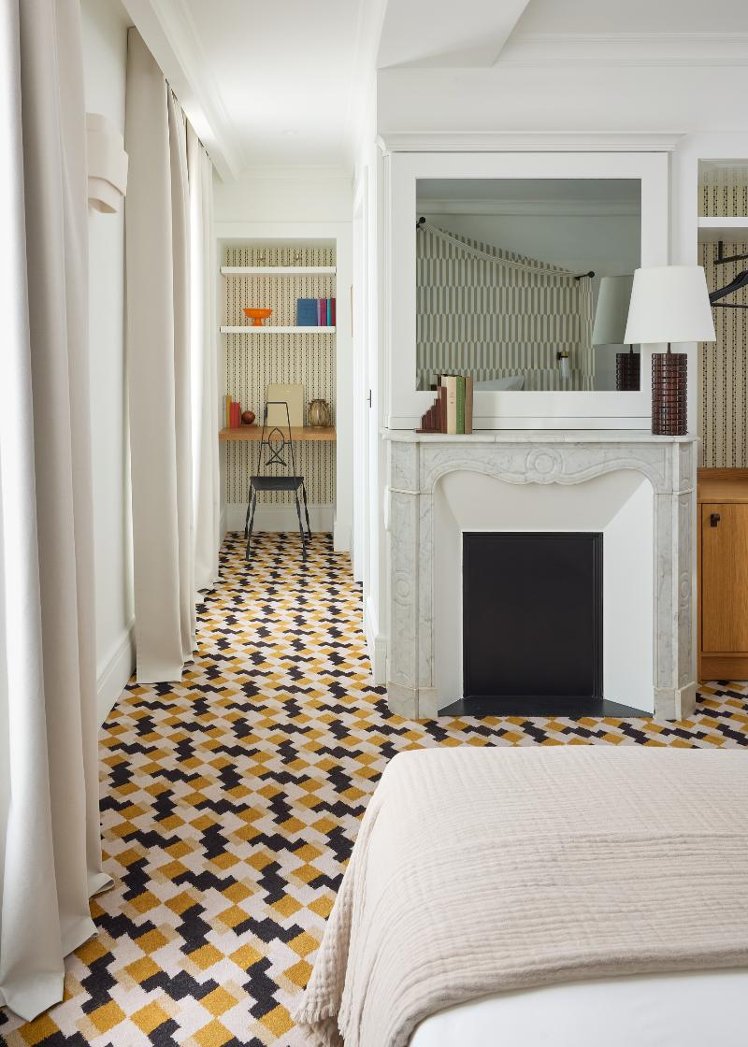 Double or Twin DELUXE Room