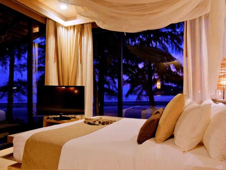 VILLA DELUXE BEACH FRONT Room