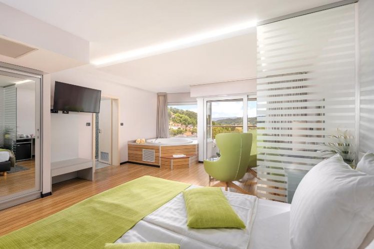 DOUBLE PREMIUM Room