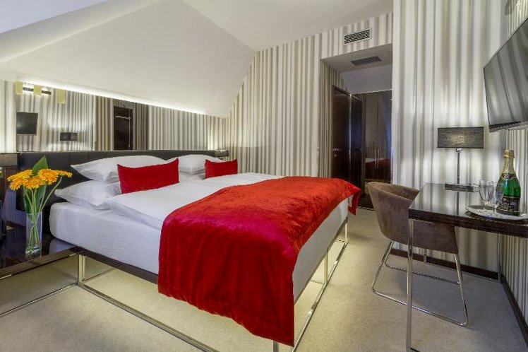 Double or Twin STANDARD Room