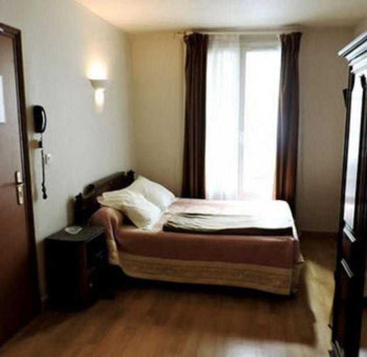 DOUBLE STANDARD Room