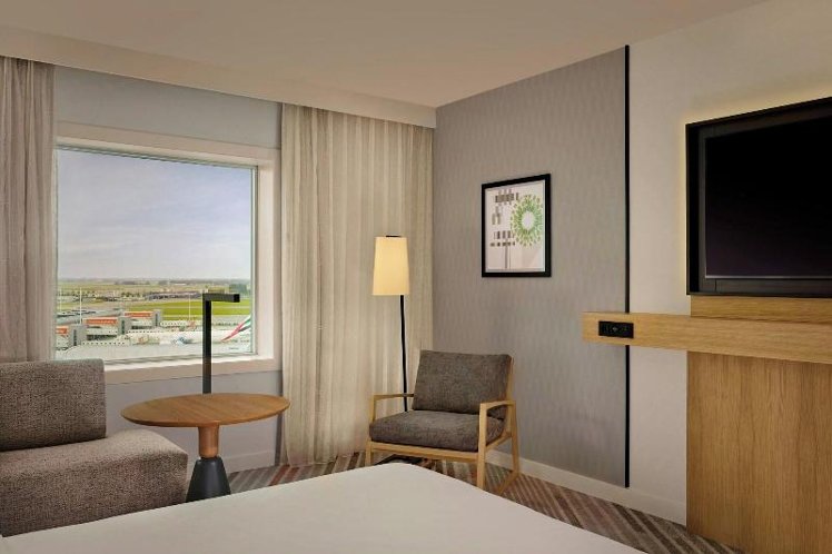 DOUBLE DELUXE KING BED Room