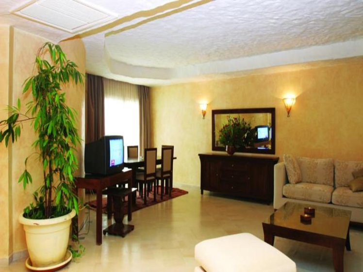 DOUBLE STANDARD Room