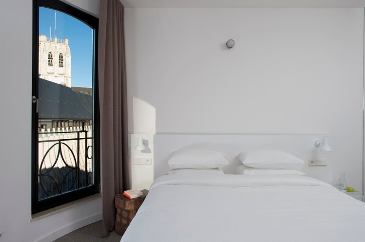 DOUBLE SUPERIOR Room