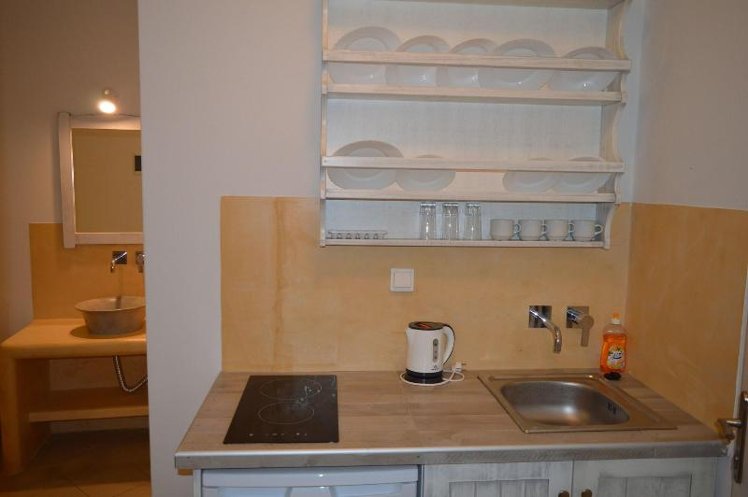 STUDIO WITH DOUBLE BED Room