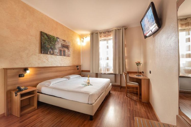 DOUBLE COMFORT Room