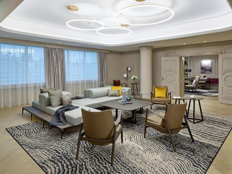 SUITE Presidential Room