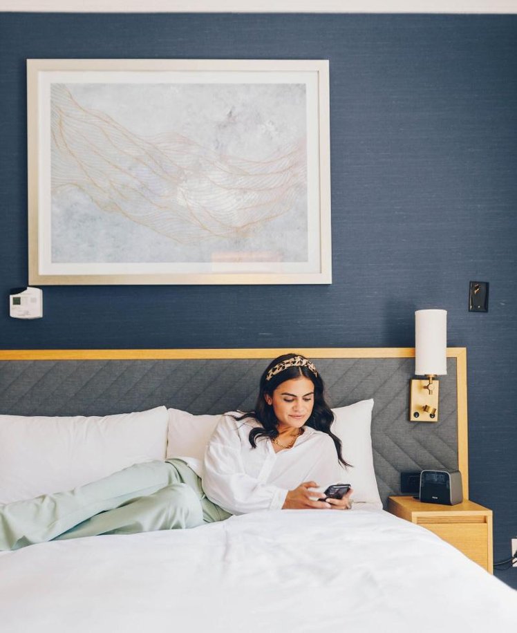 DOUBLE STANDARD Room