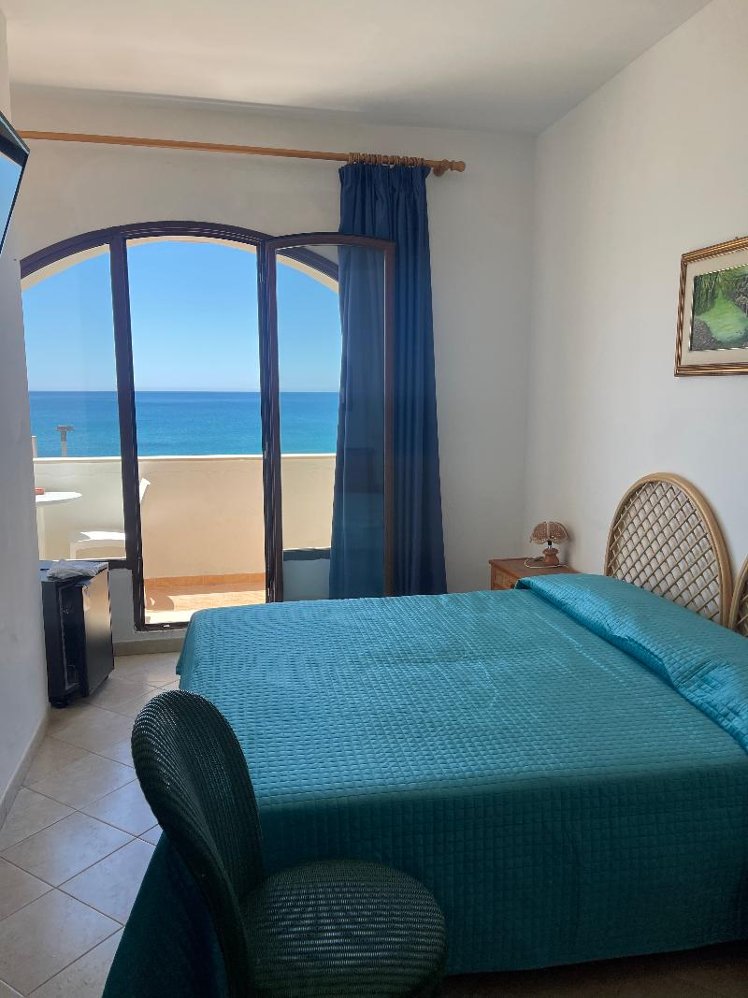 Double or Twin SEA VIEW Room